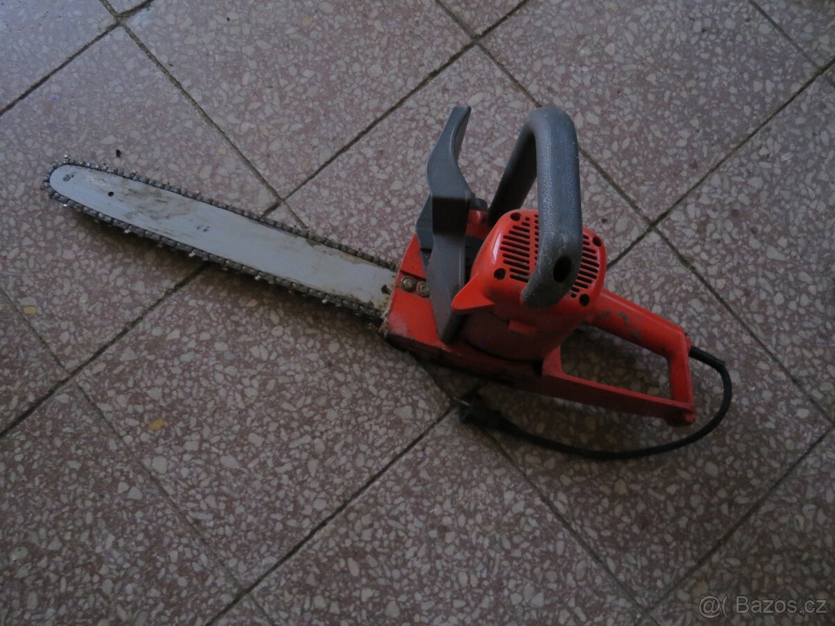 Pila řetězová Oleo-Mac E 160 F.