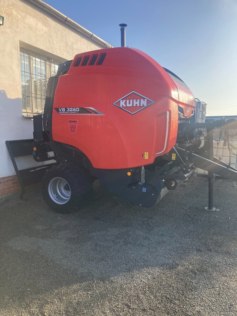 Lis Kuhn VB 3260 s řezáním OC 14