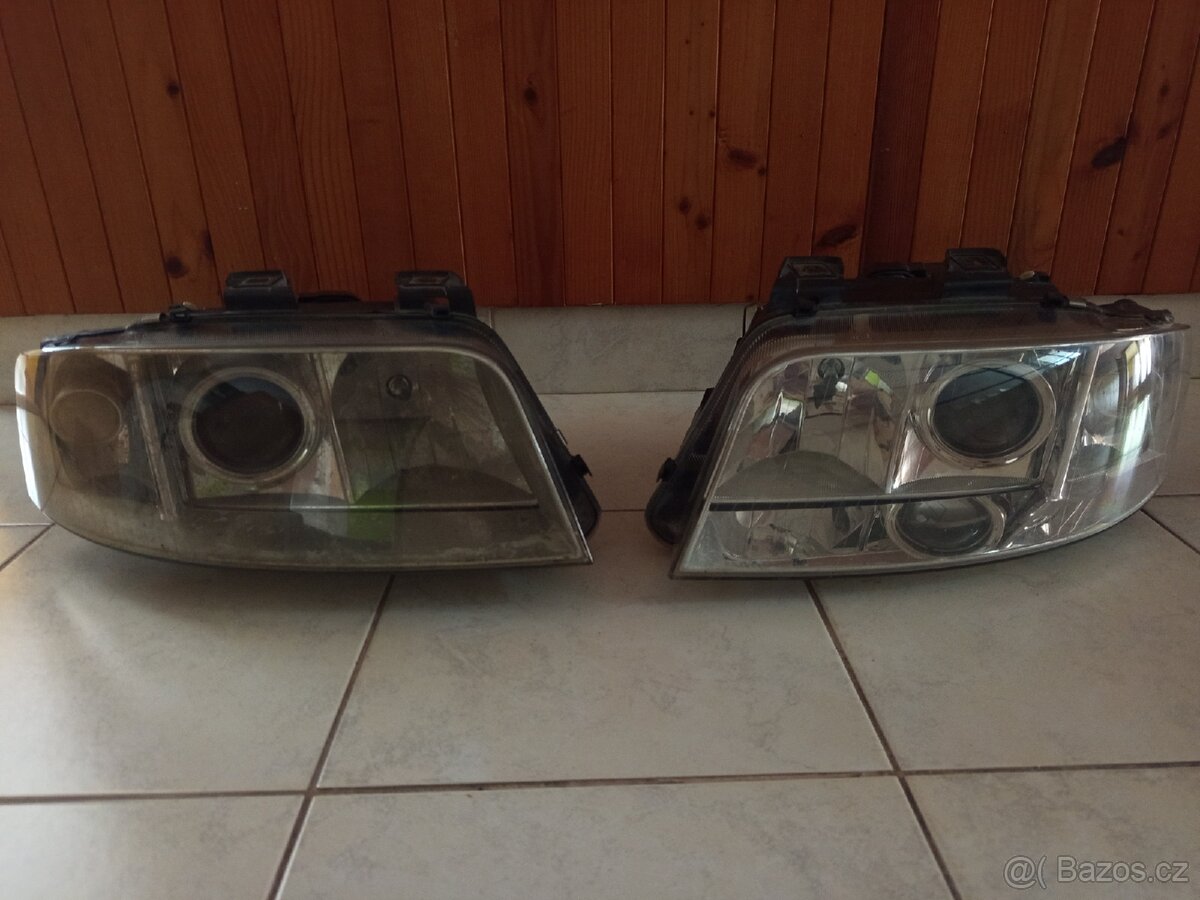 Prodám xenonové světla na Audi A6