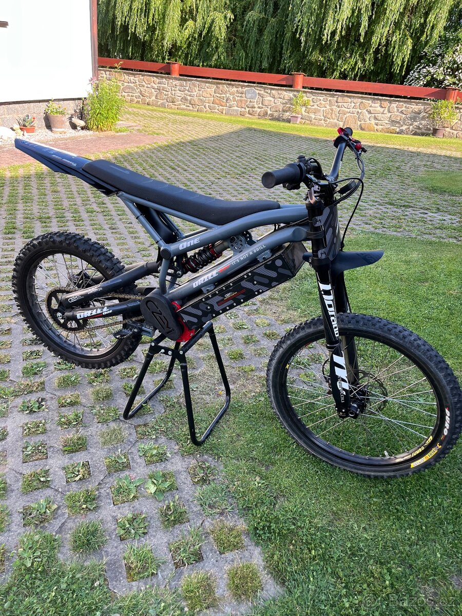 Elektrická motorka drill one
