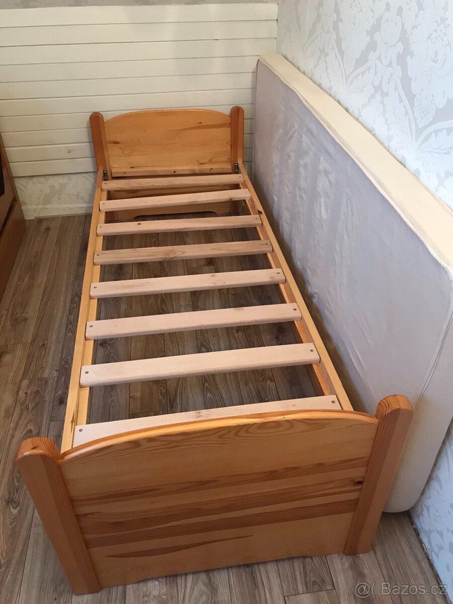 Prodám jednolůžkovou postel