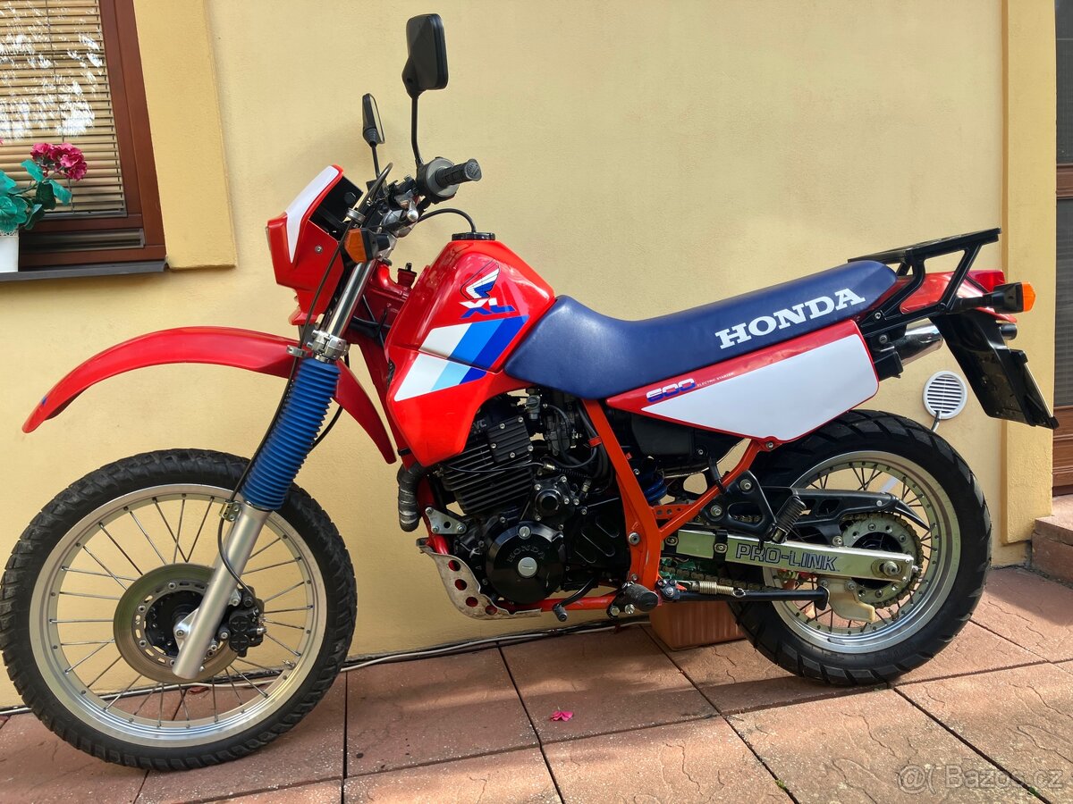 Honda XL 600 RM r.v.1987 bílé SPZ