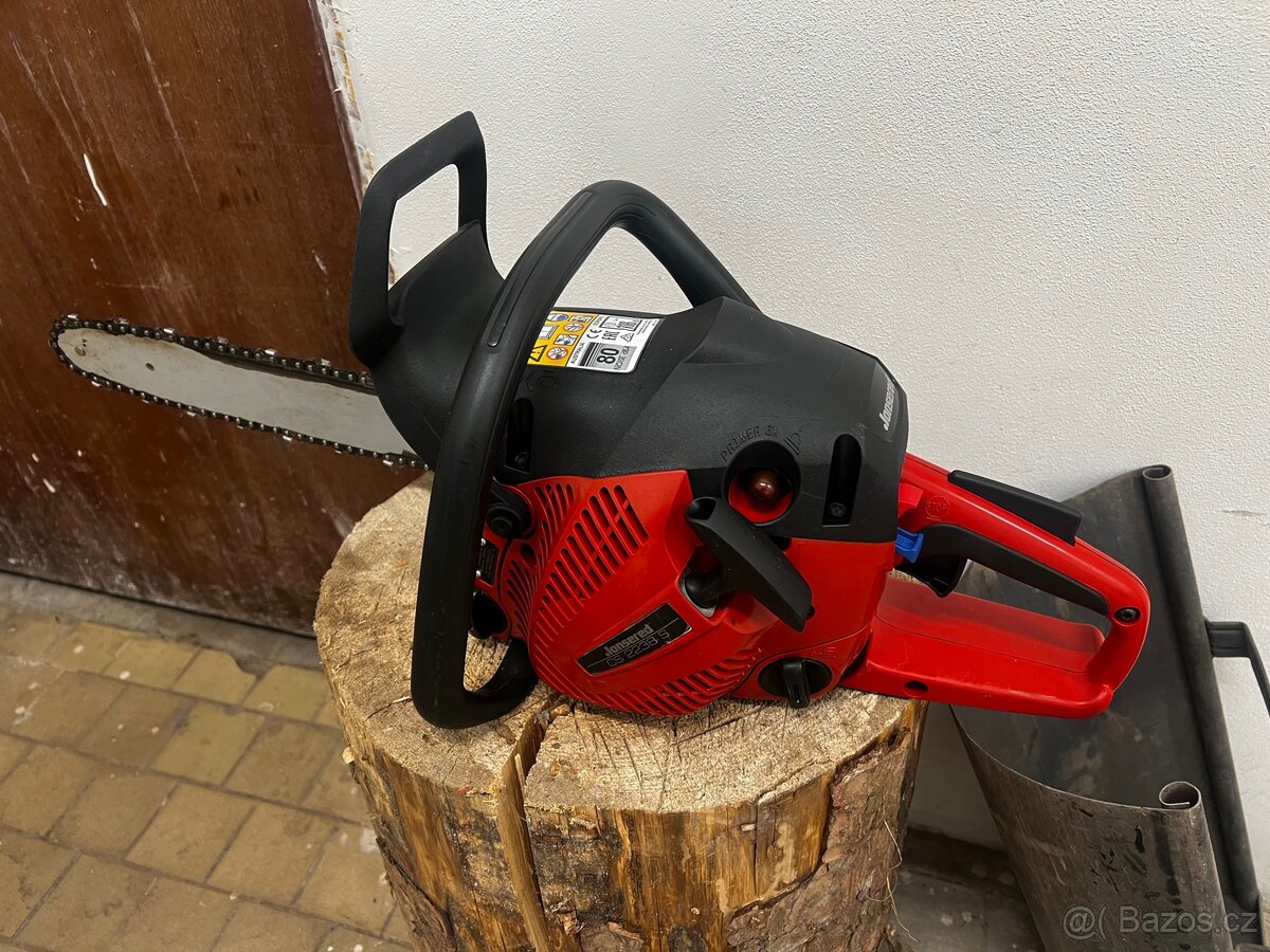 Pila Jonsered CS2238s