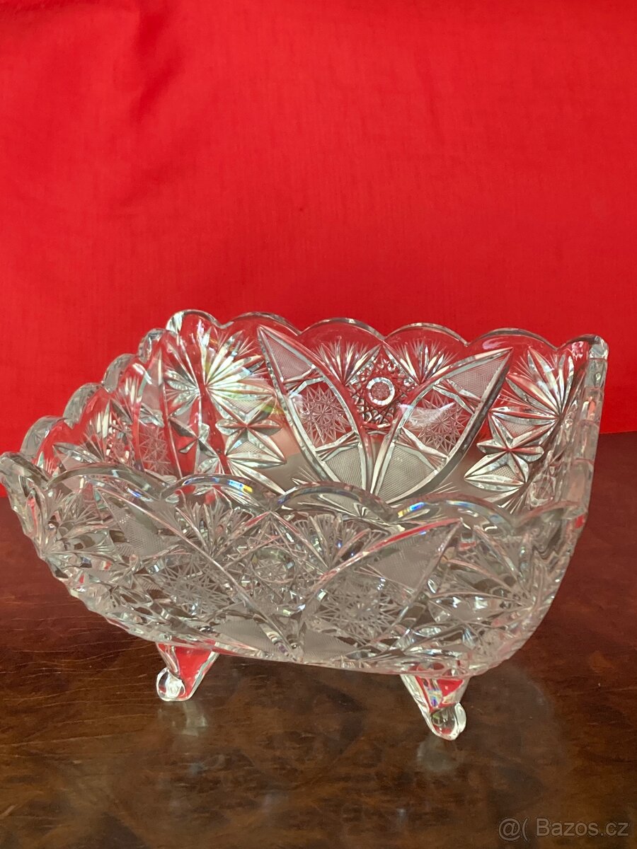 Luxusní velká miska na nohách