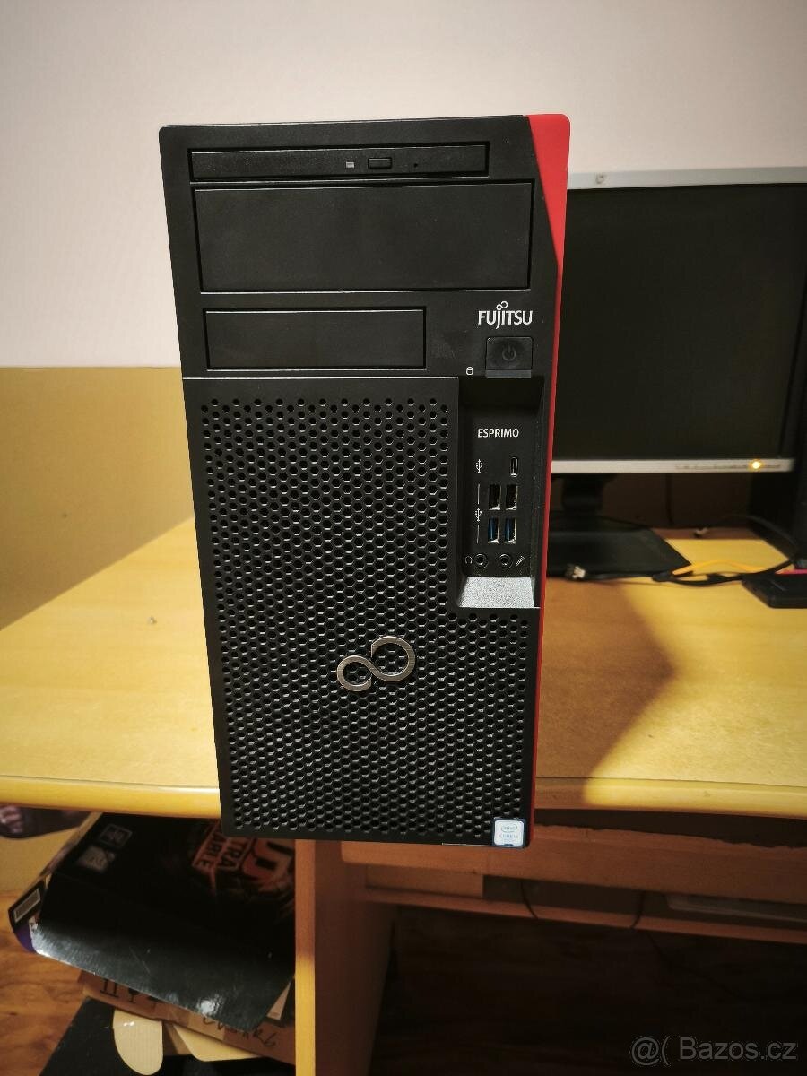 PC Fujitsu Esprimo 757/E85+