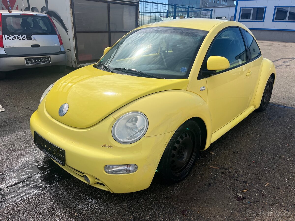 VW New Beatle 2.0i 85kw manuál Výhřev