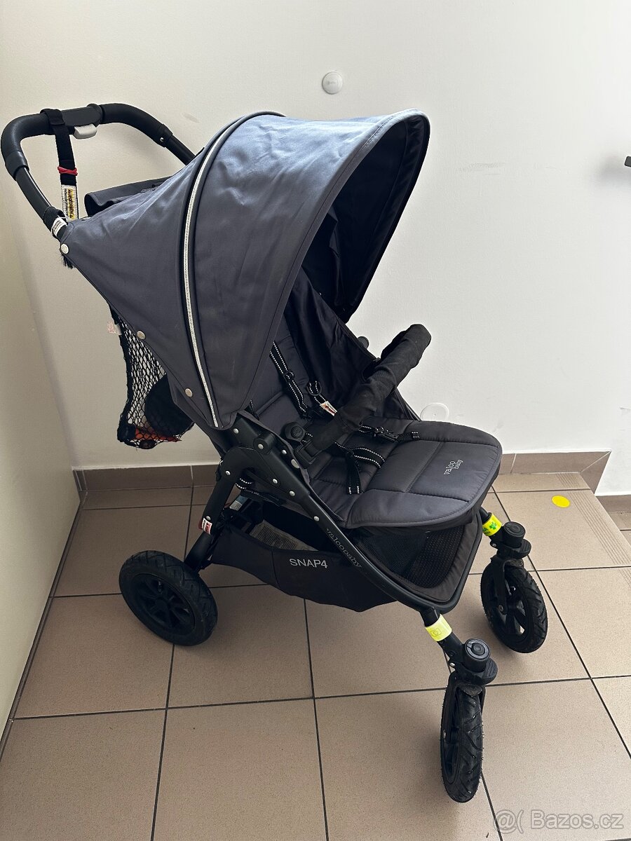 Kočárek Valcobaby Snap4