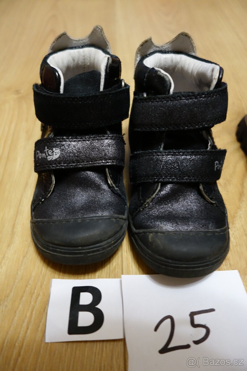 Dětské boty, kožené, vel. 25