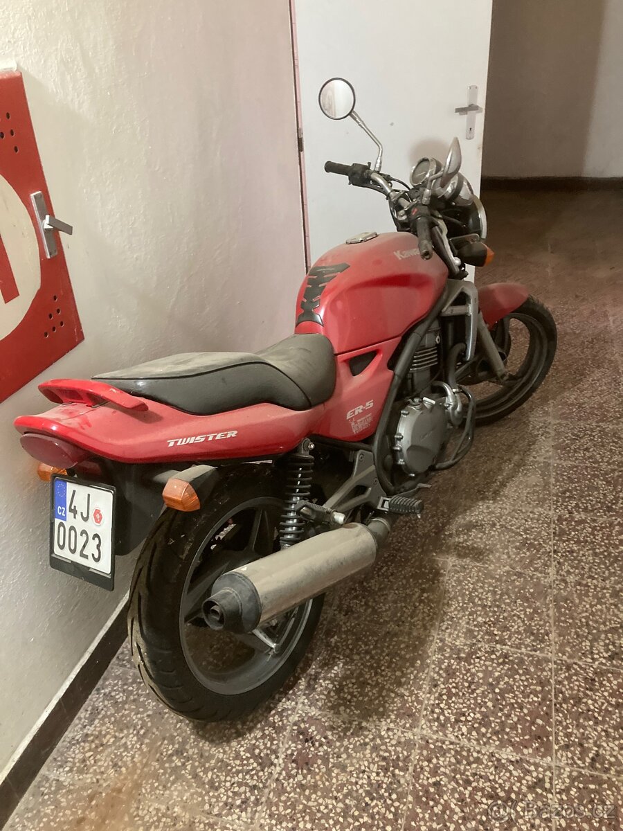 Kawasaki ER 5