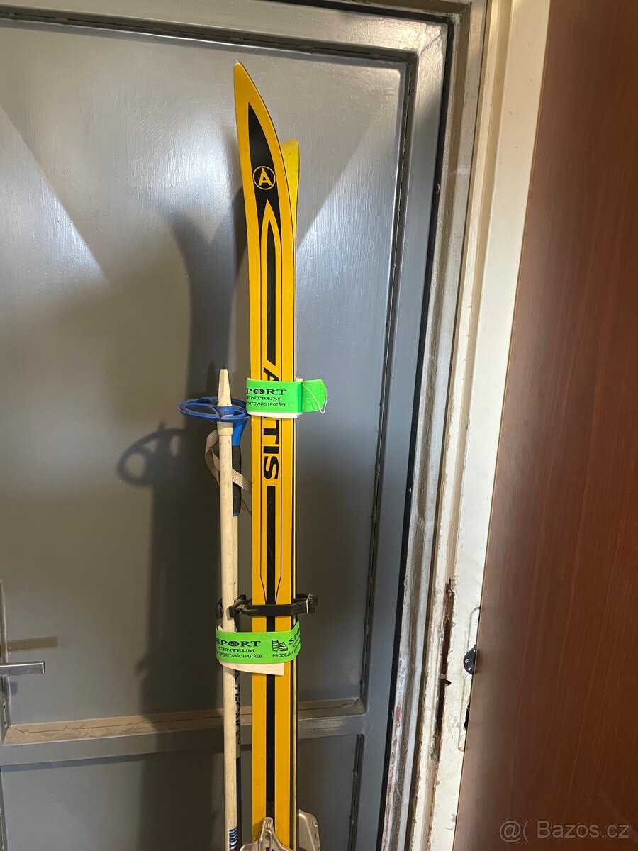 Set běžky Artis Supreme + hůlky