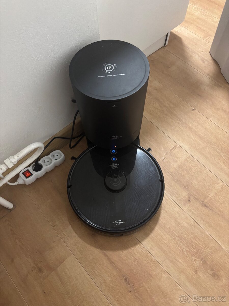 Robotický vysavač ETA Master Pro 2
