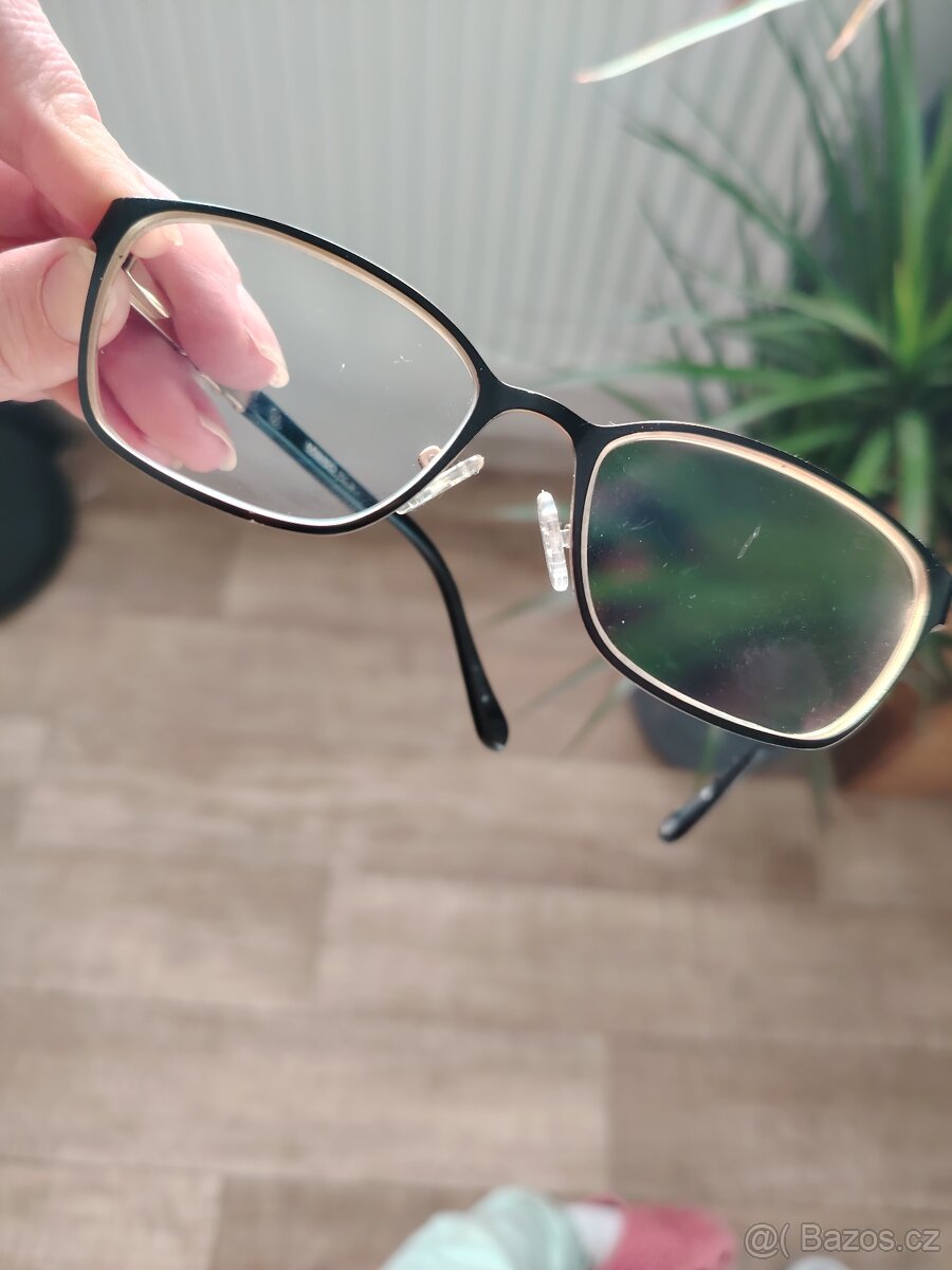 Dioptrické brýle na dálku +6