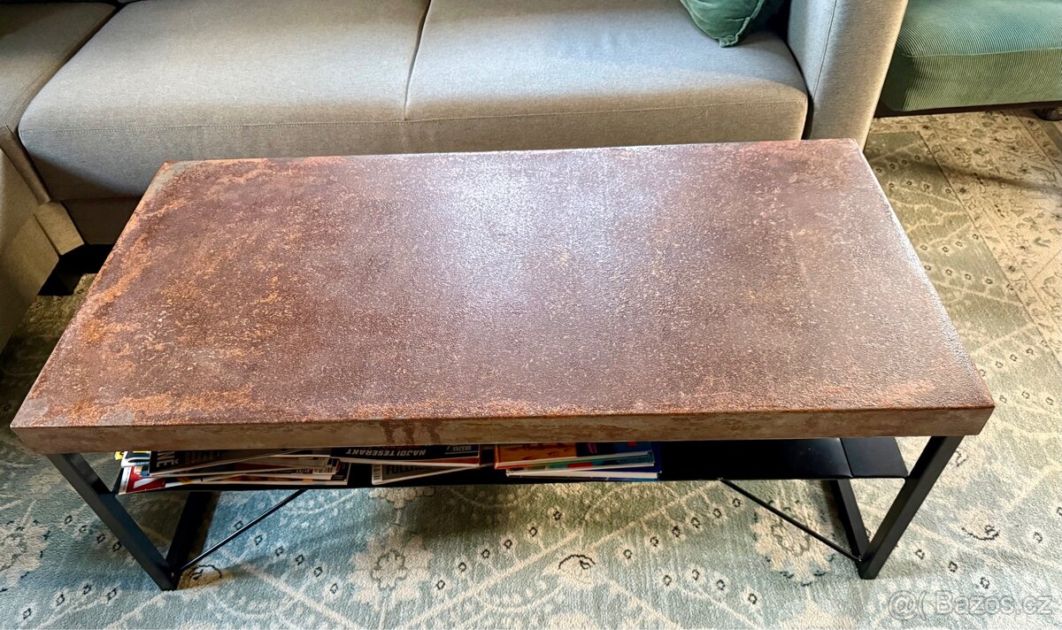 Konferencni stul kovovy- rucni vyroba