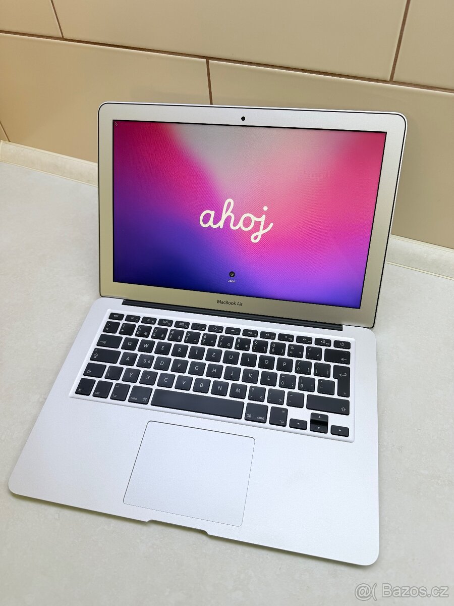 MacBook Air 13” (2017)