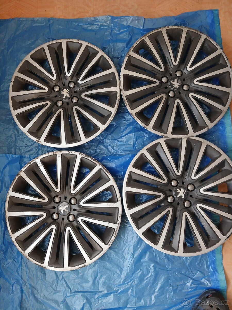 Prodám poklice Peugeot 16"