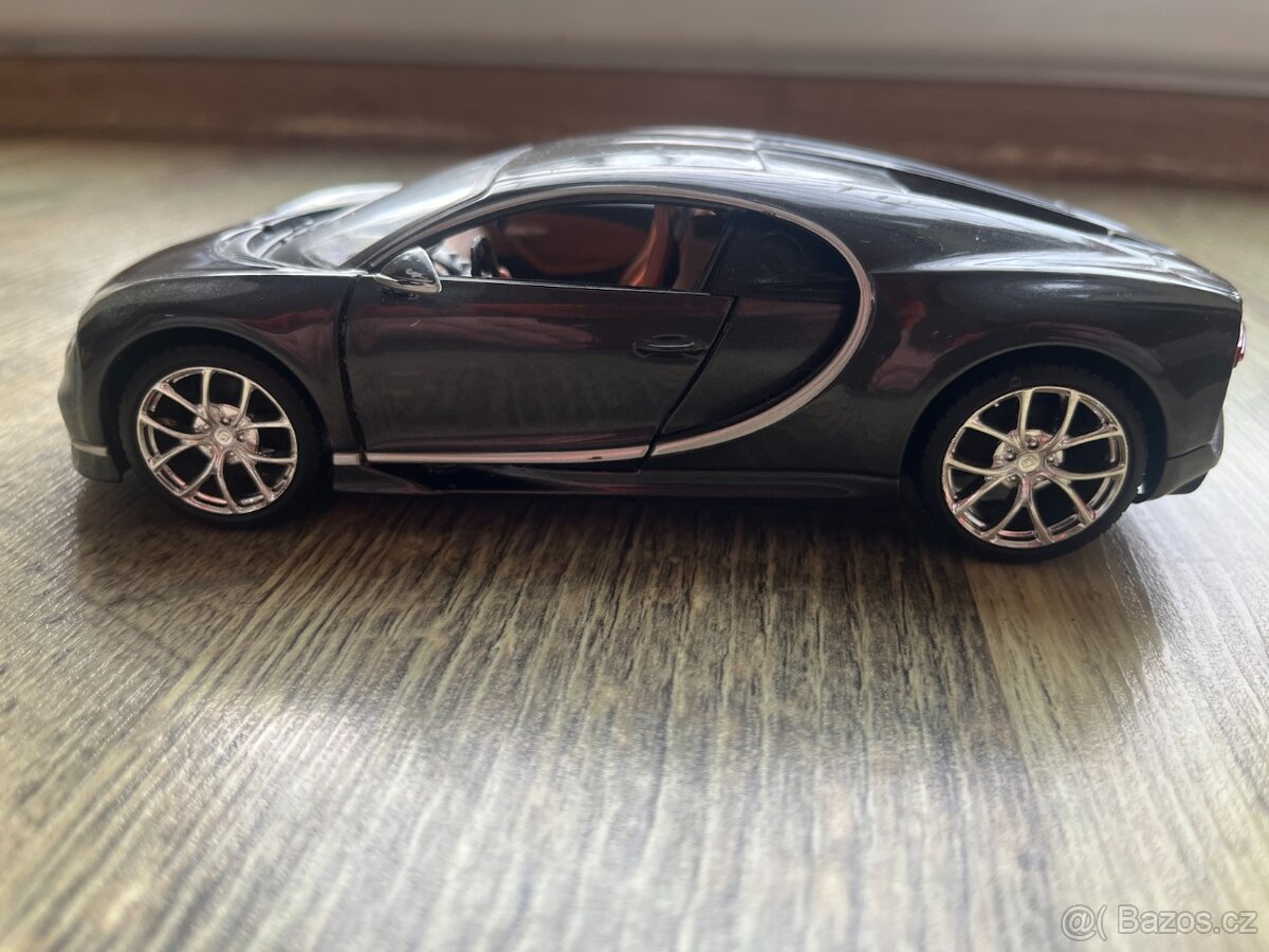 Model 1:24 Bugatti Chiron, Maisto