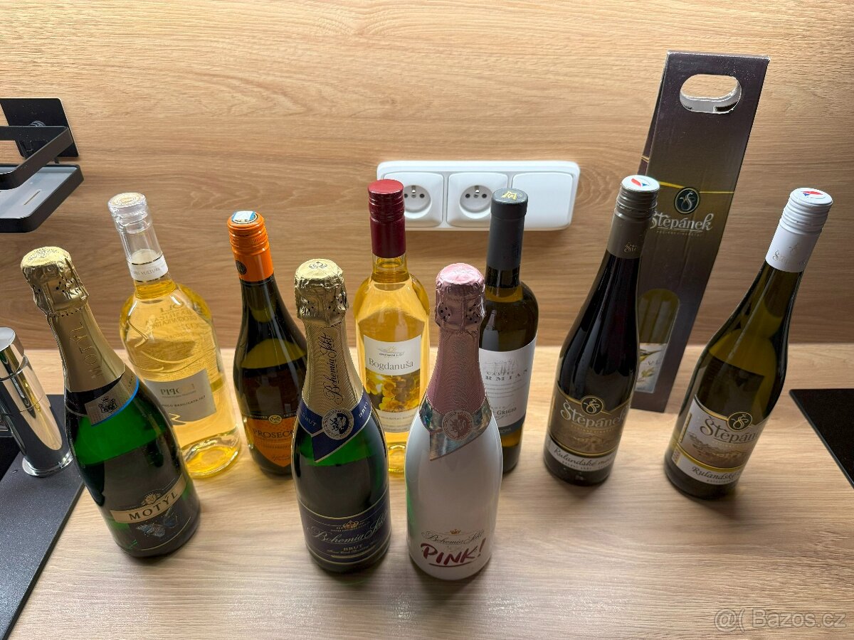 10 lahví alkoholu