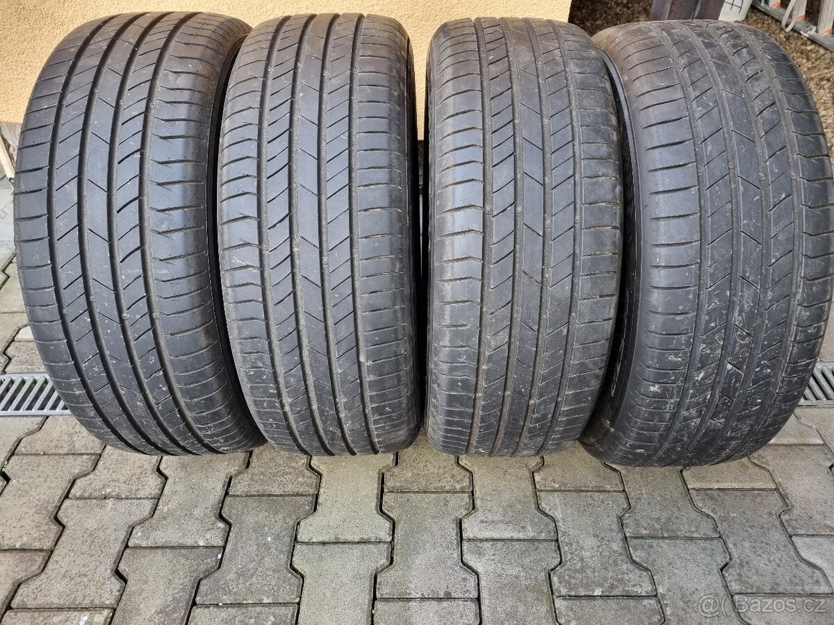 KUMHO PS71 SUV 235/55 R 19 105V