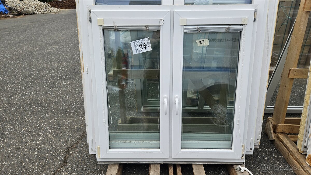 Okno PVC - 1300x1300 mm - STARŠÍ