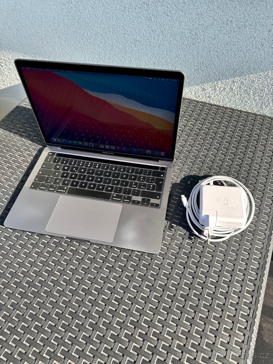Macbook Pro 2020 Touchbar 13"- i5 | 16GB Ram | 512GB SSD