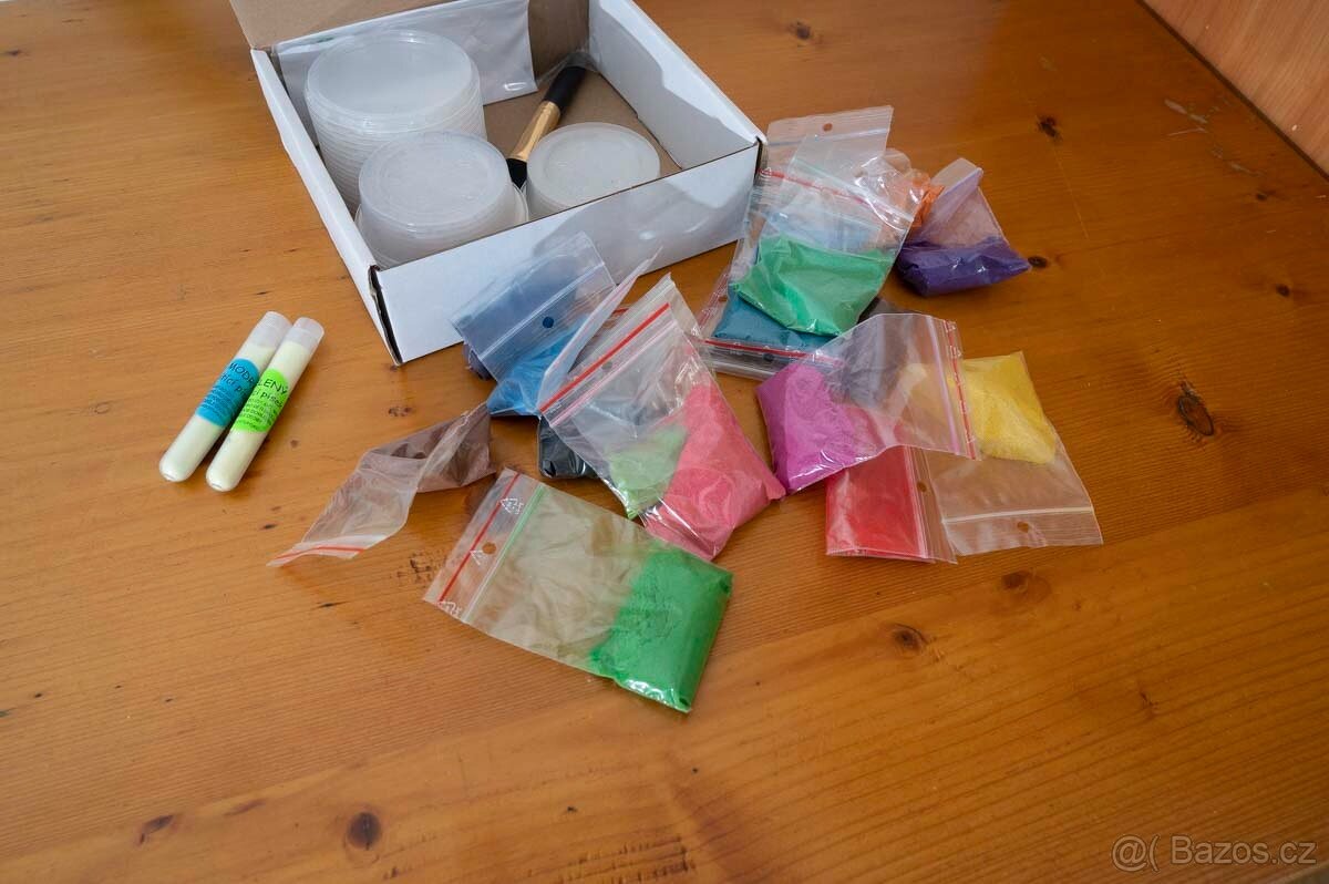 Sada barevných písků + fosforující písek