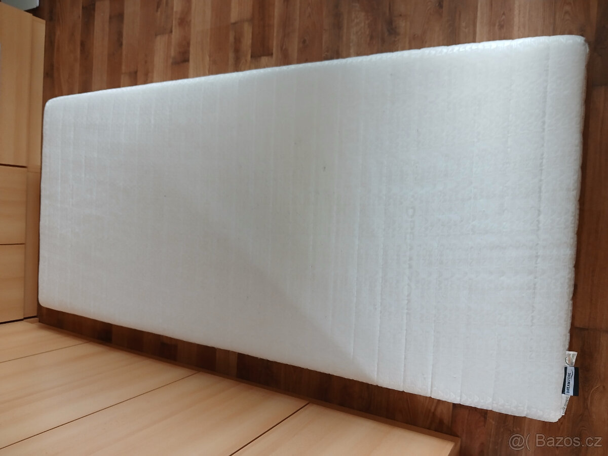 Prodám starší matraci 90 x 200 cm