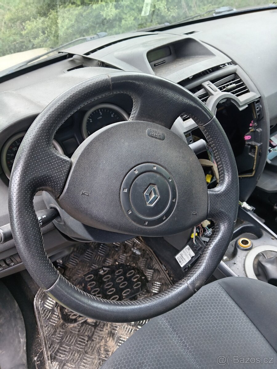 Volant megane 2