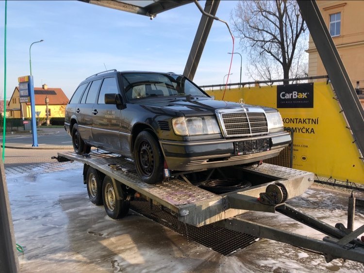 Doklady Mercedes W124 300D turbo