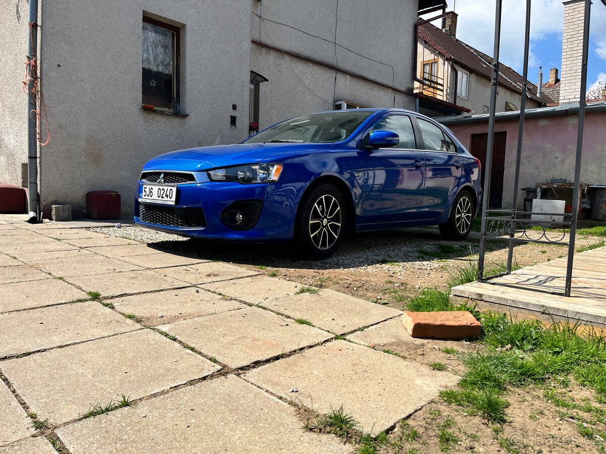Mitsubishi lancer Sportback 1.6Mivec 2016