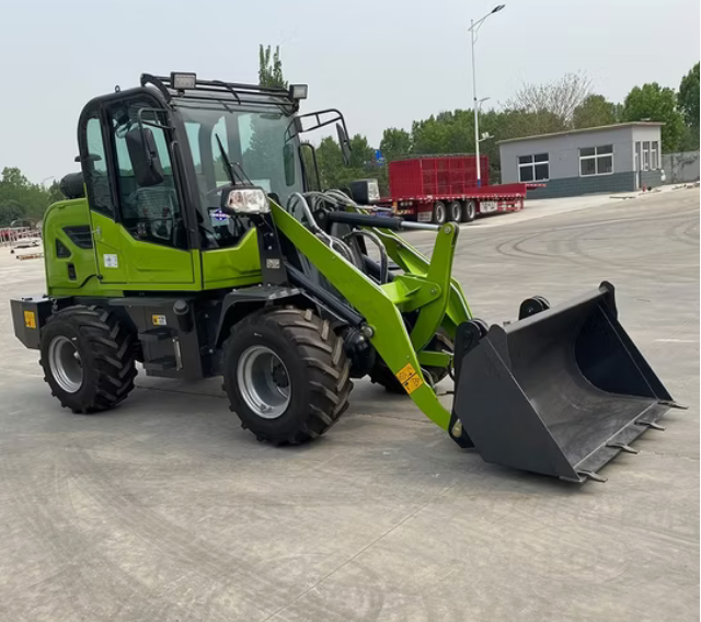 Kloubovy nakladač HT920 4x4