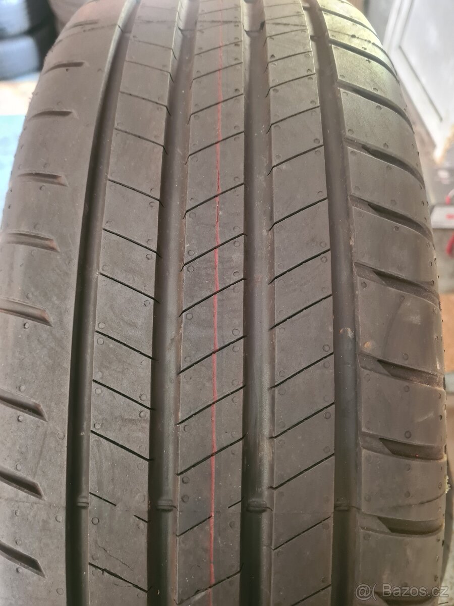 225/65/17