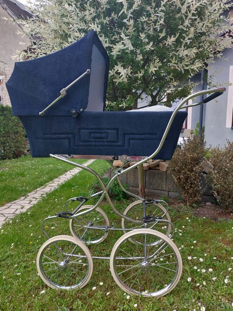 Retro kočárek