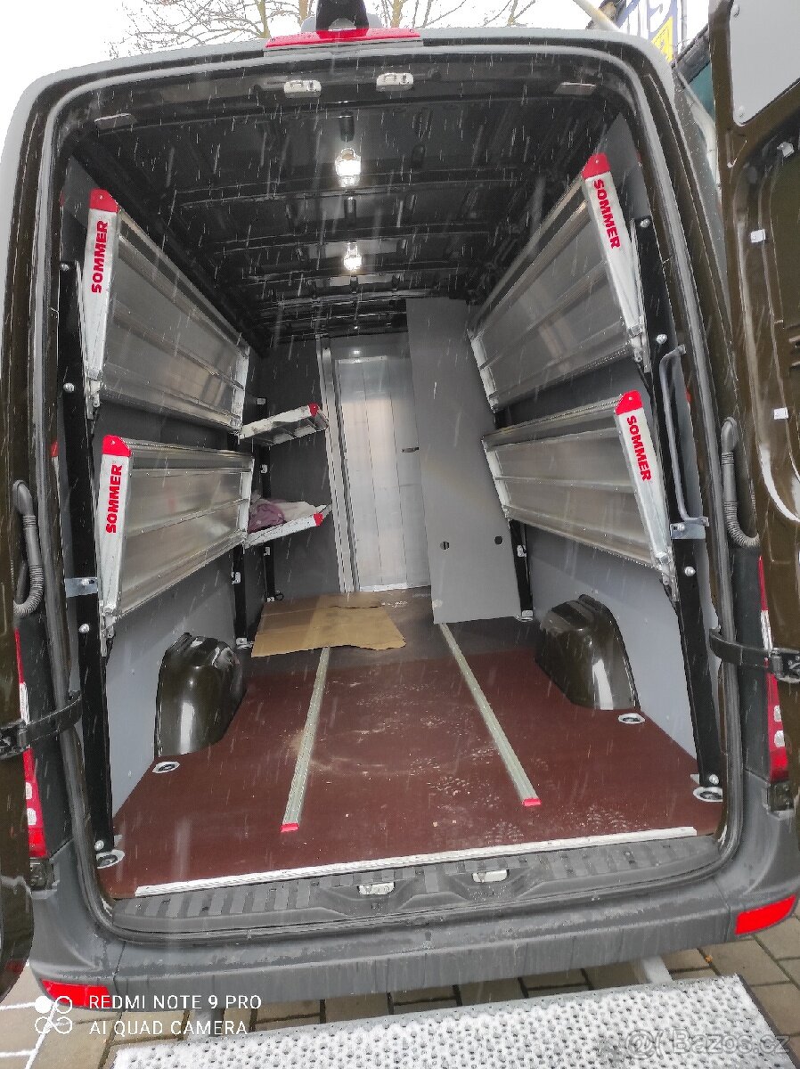 Mercedes Sprinter VW Crafter regály