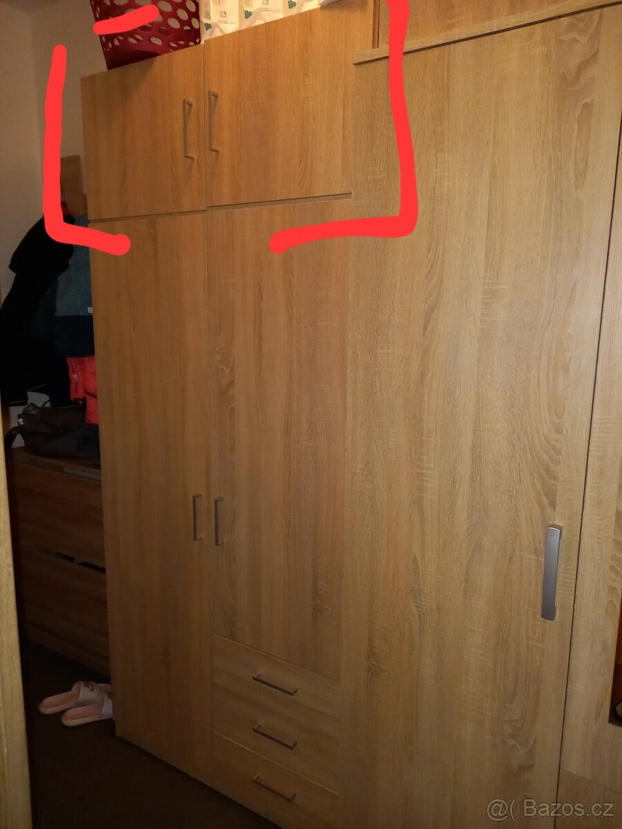 Nástavec na skříň