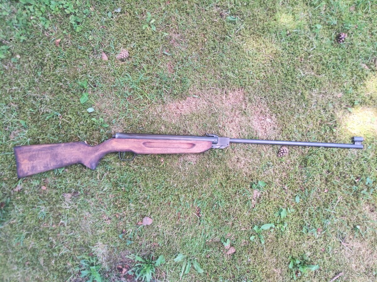 Slávia 630
