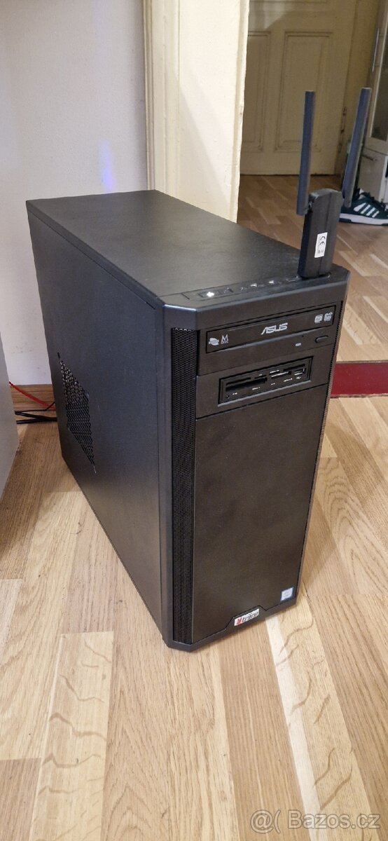 Starší herní pc