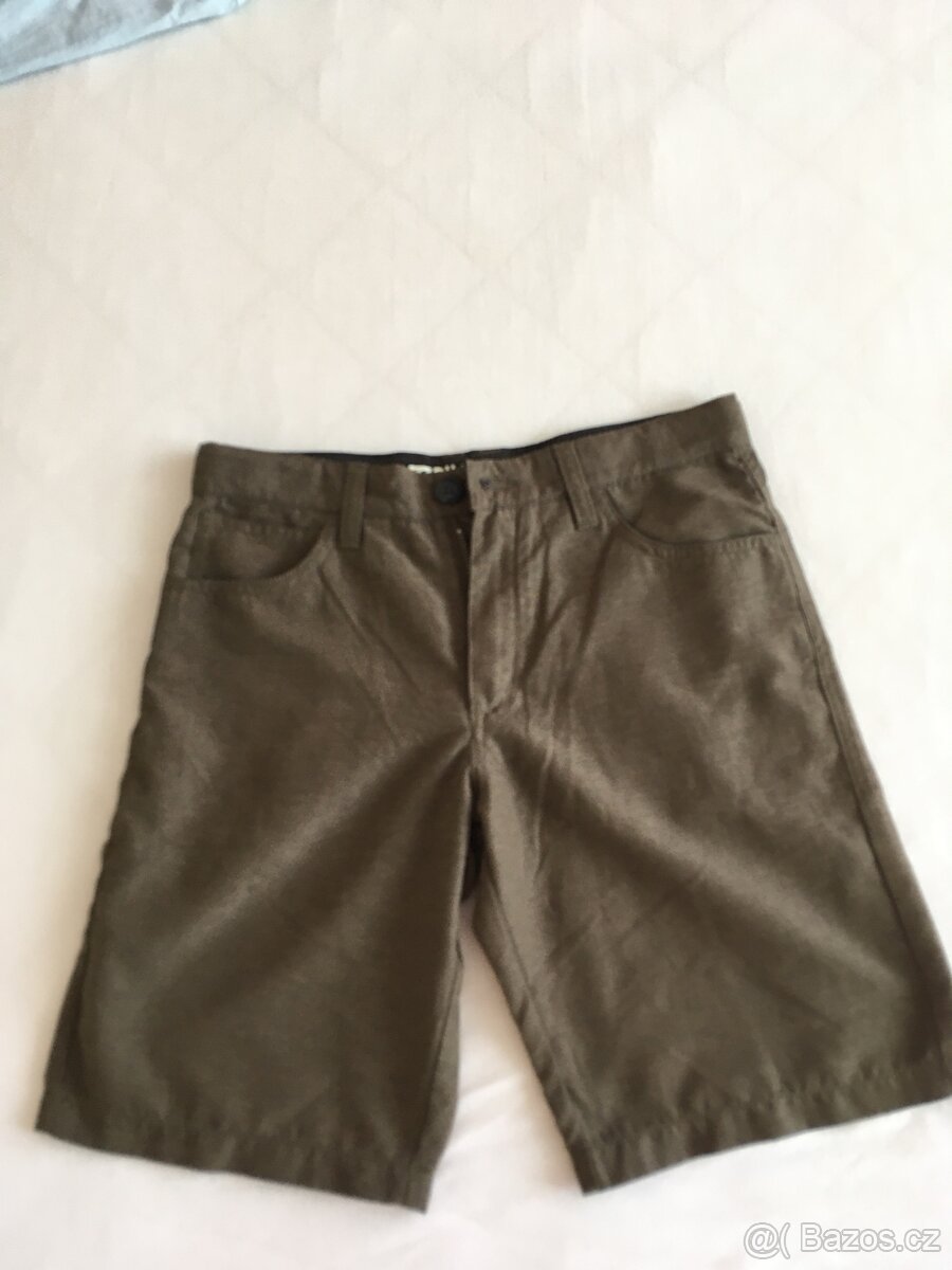 PRODANODětské moderní kraťasy Billabong vel. 12 let