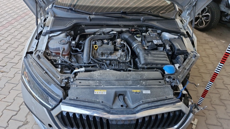 Škoda Octavia IV koupím dily NA