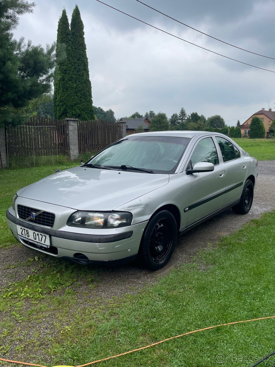 Volvo S60 2.5 103kw