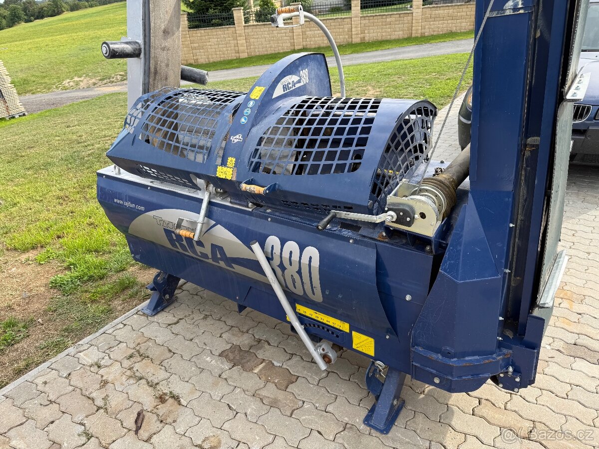 Štípací automat