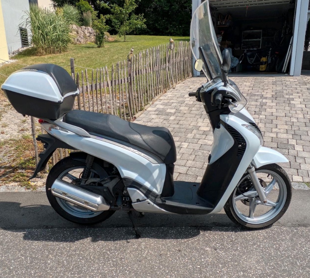 Honda SH 125i, Cz doklady