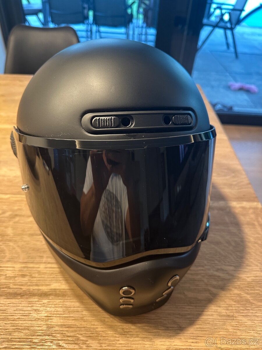 Přilba helma HJC V10 na motocykl