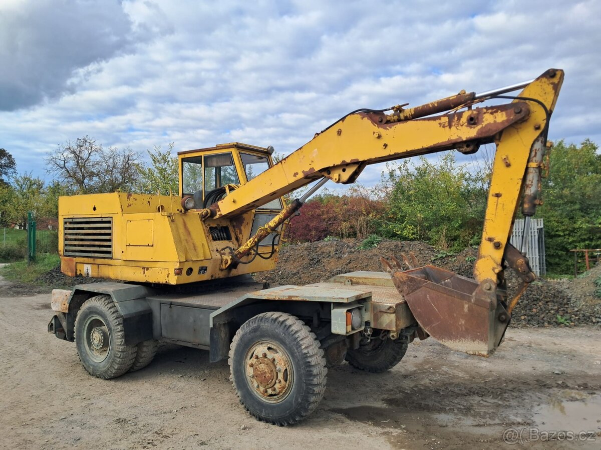 Bagr dh 112