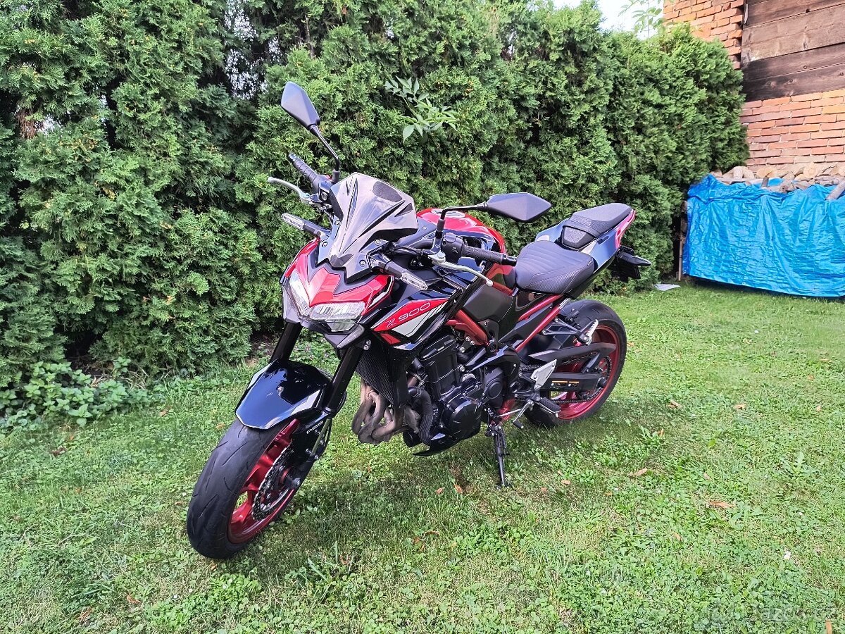 Kawasaki Z900