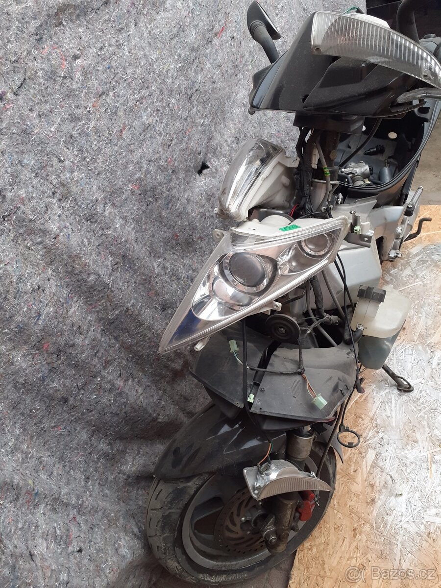Peugeot Jet force 125