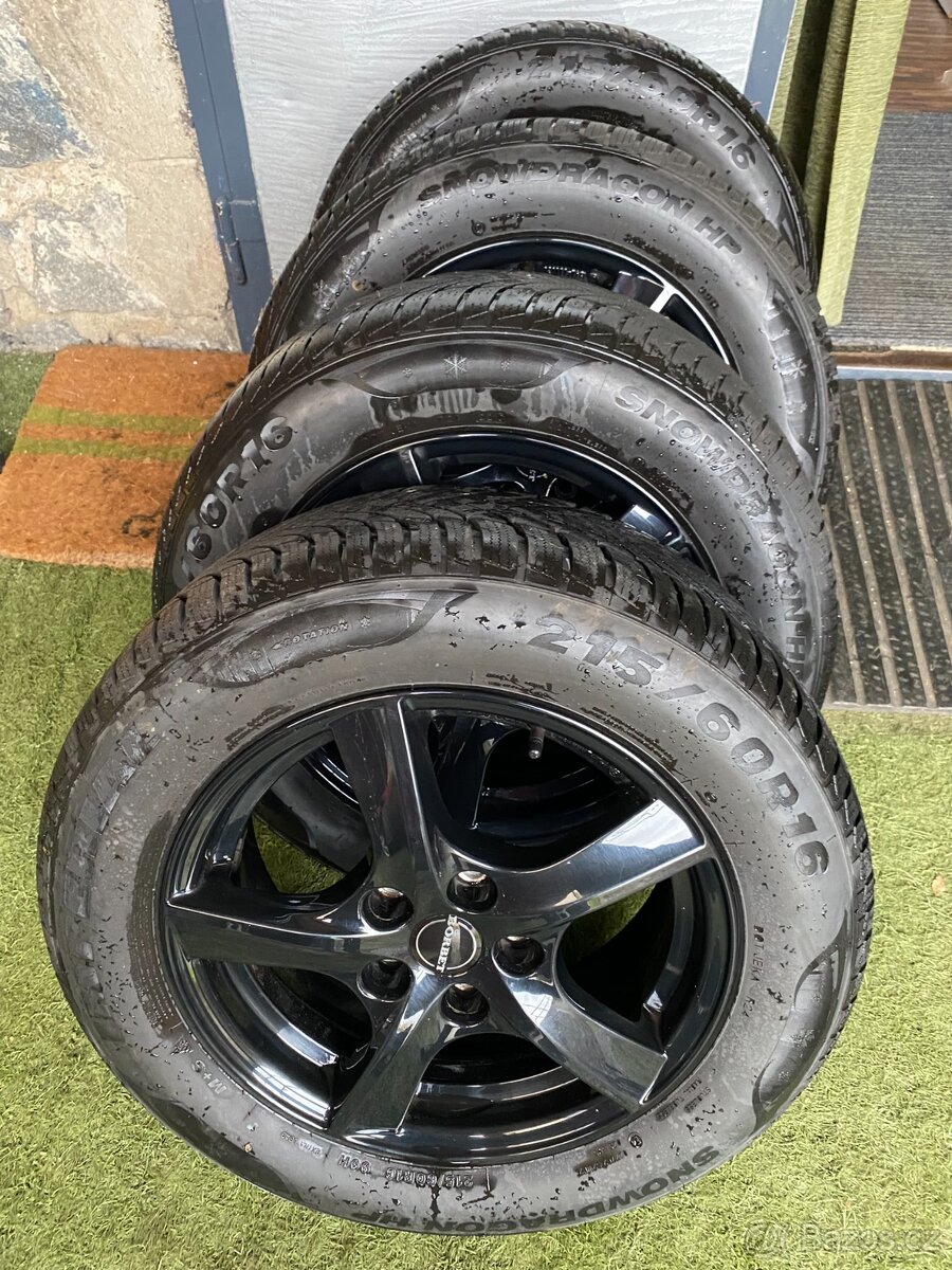 SADA ZIMNÍCH KOL ŠKODA KAROQ,SUPERB 3 SEAT ATECA 215/60R 16