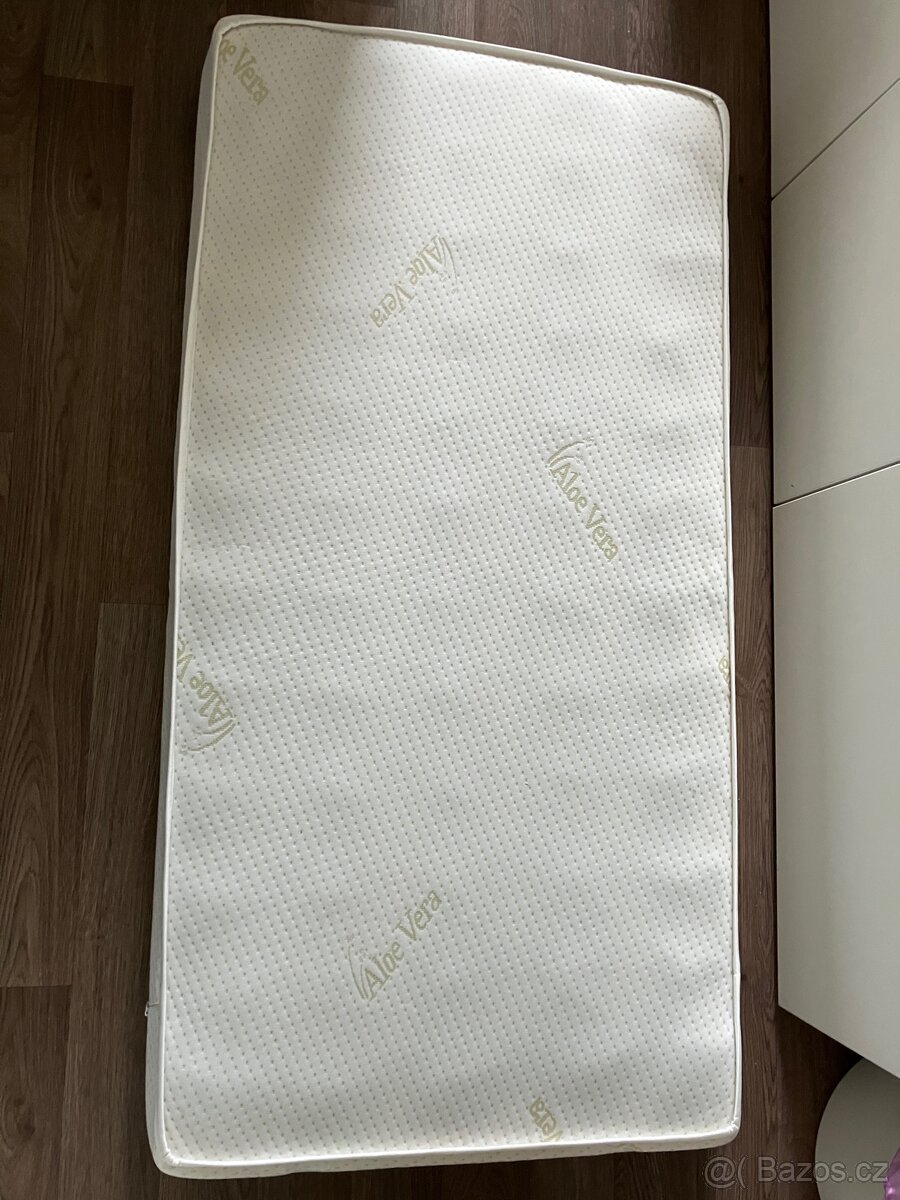 Matrace do dětské postýlky