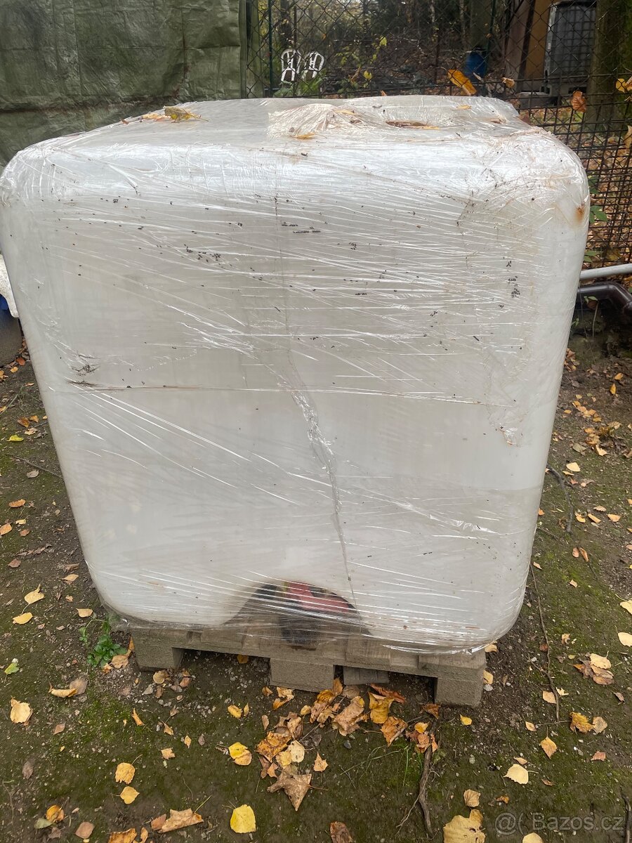 Kontejner 1000litrů