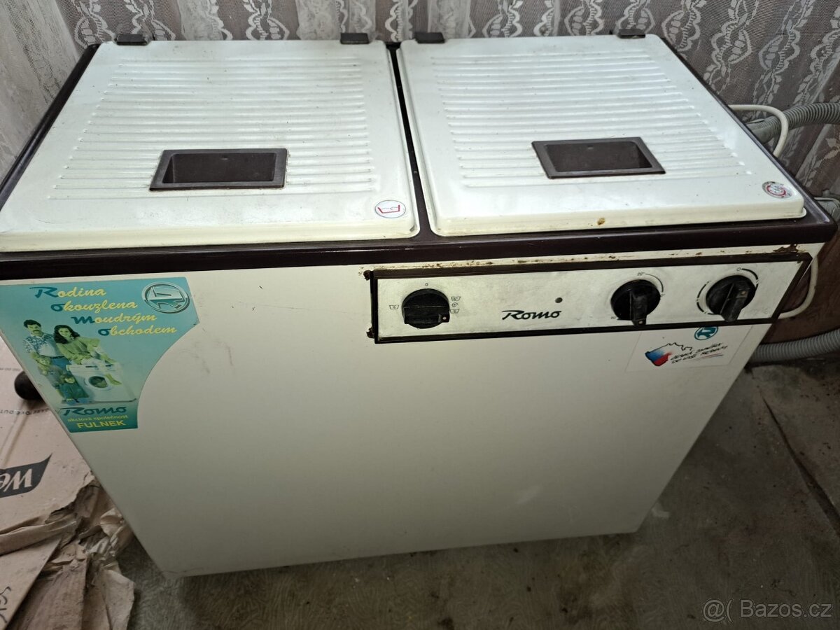 Romo pračka se ždímačkou