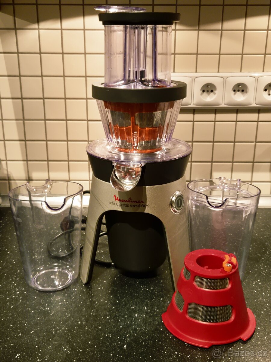 Šnekový odšťavňovač Moulinex Infiny Press